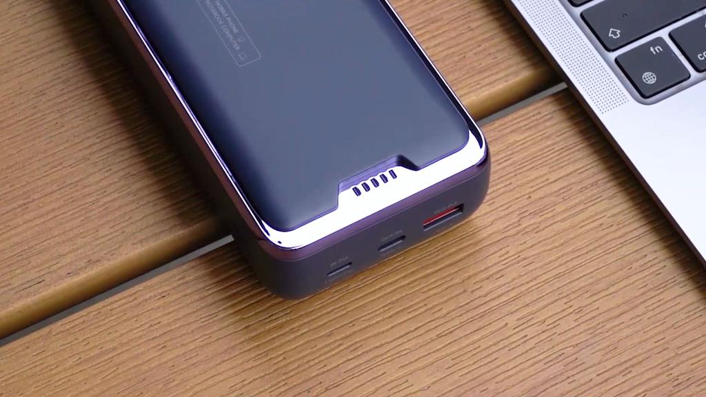 QOOVI Powerbank 30000mAh External Battery Capacity PD 65W Fast Charging Portable Charger Powerbank For Laptop Macbook iPhone Samsung Xiaomi