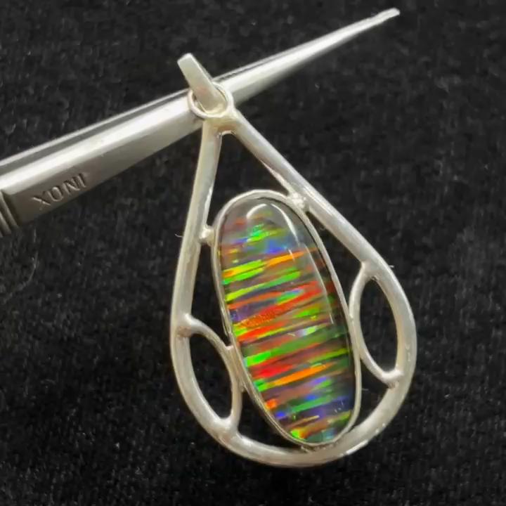 Natural Opal 35 Ct 925 Sterling Silver Beautiful Oval Pendant Gemstone