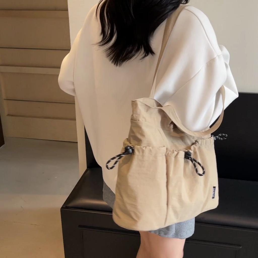 Commuting Large Capacity Nylon Bag Women's Multi-Pocket Shoulder Tote Bag Student Class Bag