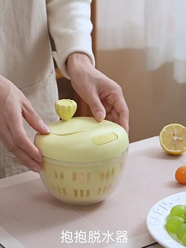 Сушилка для фруктов и овощей с ручным отжимом для подготовки на кухне и приготовления салатов