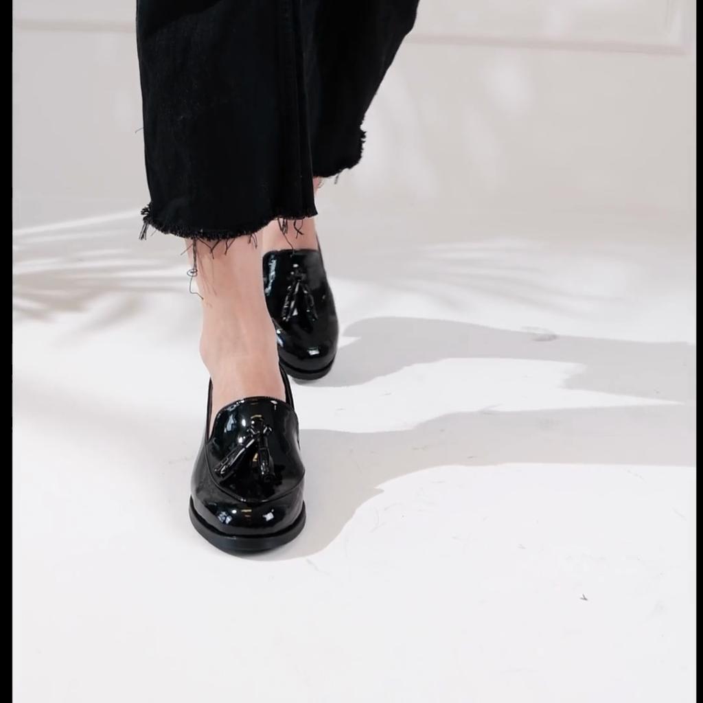 Модные женские черные оксфорды из лакированной кожи