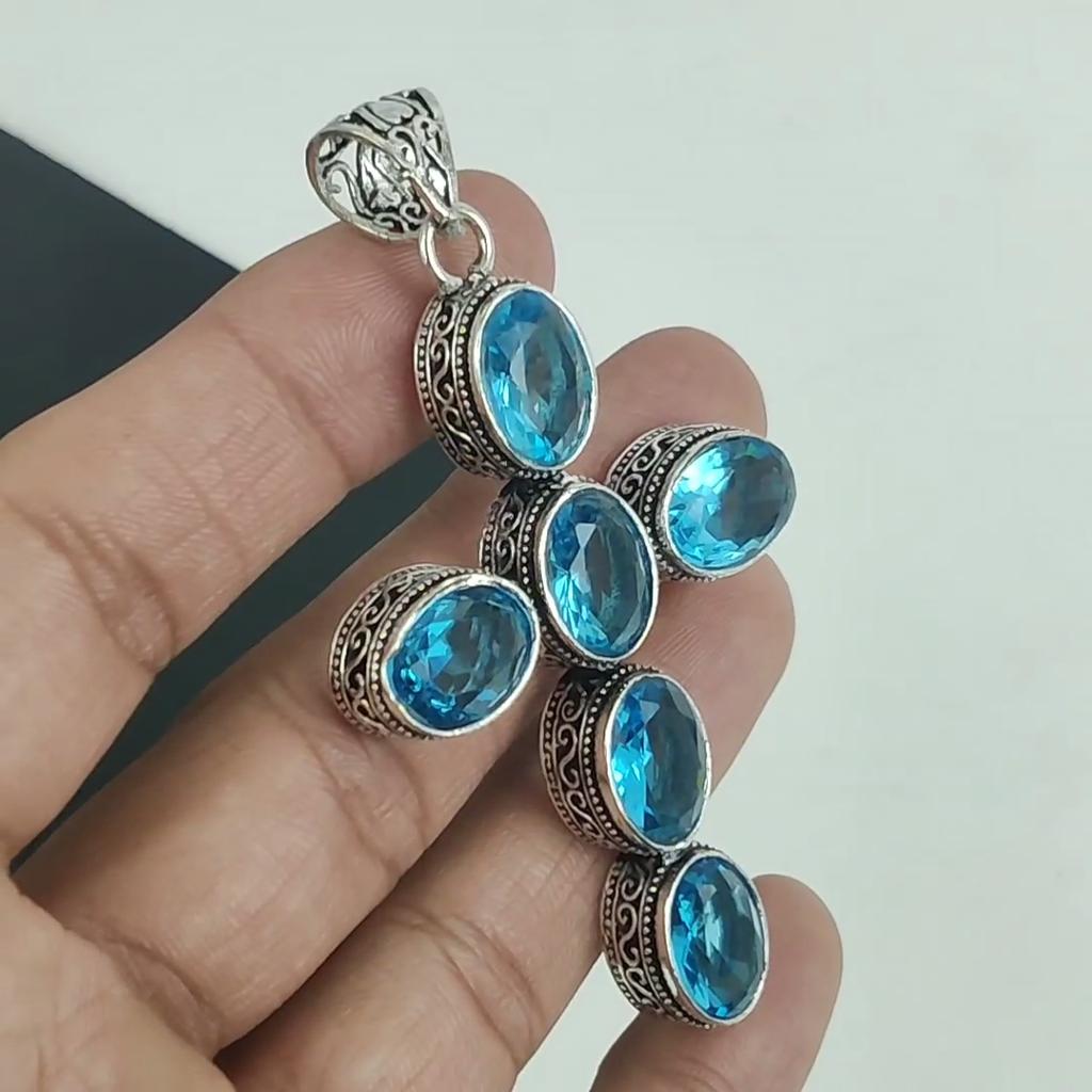 Кулон с драгоценным камнем Голубой Топаз из стерлингового серебра 925 пробы - Ручная работа, Дизайн креста, Ювелирное украшение для повседневной носки, Уникальные подарки-кулоны с Голубым Топазом