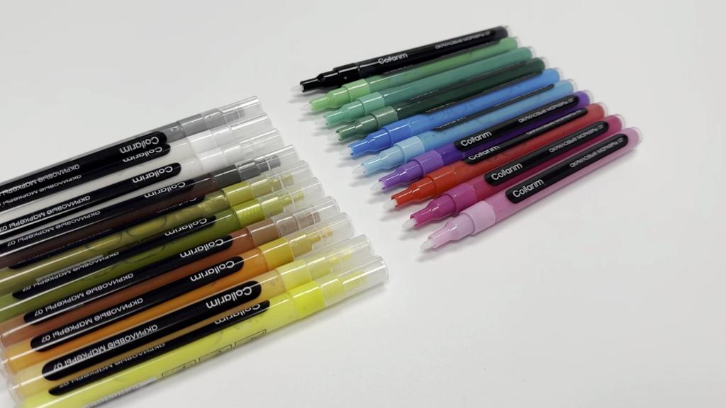 Premium Watercolor Brush Pens Set - 24 High Pigment Colors - Flexible Brush Tip, Water Brush & Fineliner