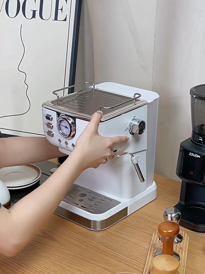 Кофемашина капучино ZOOM- CM3120 Маленькая кофемашина для домашнего офиса Полуавтоматическая паровая машина для приготовления эспрессо в стиле ретро Вспениватель молока