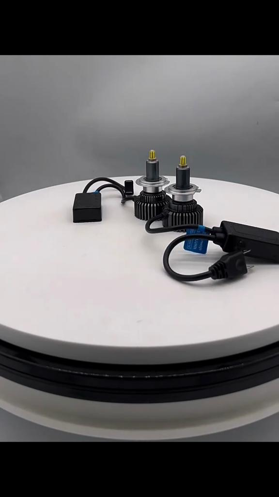 Светодиодная лампа для автомобильной фары 360° Супер яркий прожектор Высокая мощность 70 Вт H1 H4 H7 Быстрый старт Автомобильные противотуманные фары