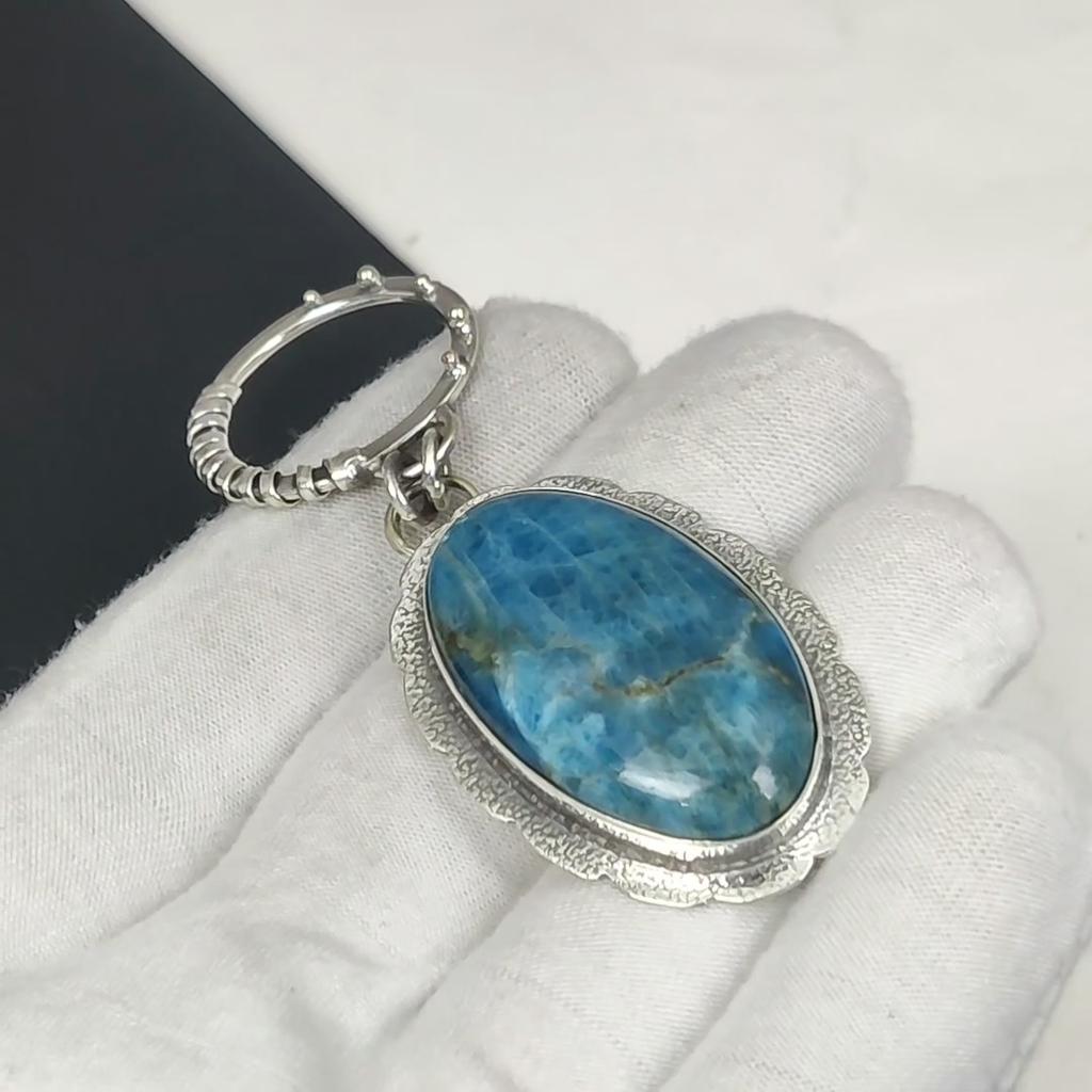 Серебряный кулон с натуральным голубым апатитом из стерлингового серебра 925 пробы — дизайн ручной работы, повседневные украшения, уникальные подарки-кулоны для нее
