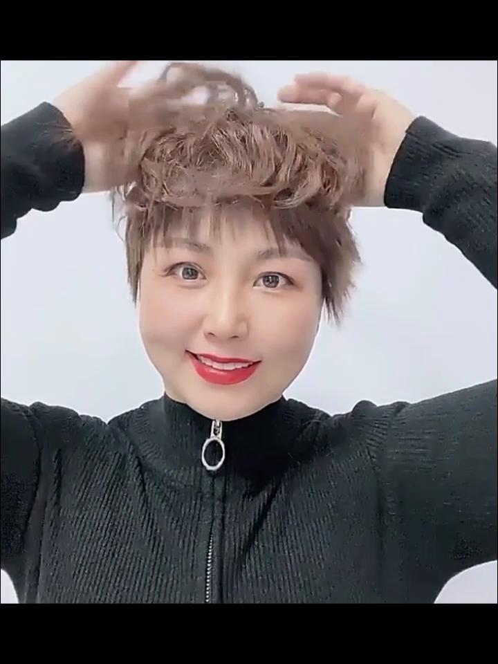 Woman Short Curly Hair Reissue Block Ncrease The Amount Of Hair On The Top Of The Head To Cover The White Hair Hairpiece