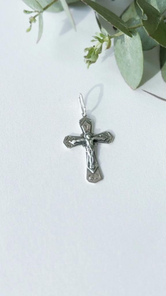 Серебряный крестик без камней (2156819)