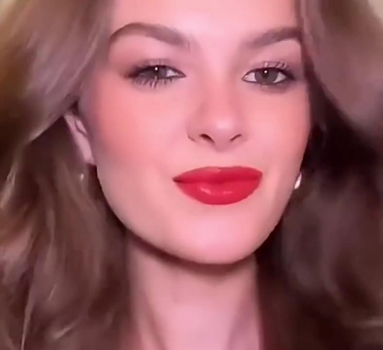 HANDAIYAN Дугообразный блеск для губ Lippenstift Make-up Natuerlike Lip Glêsmatte Long Lipgloss Echte Set