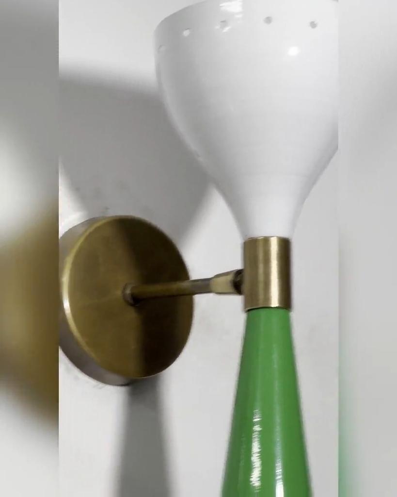 Настенный светильник «Диаболо» середины века: Латунь, Зеленый и Белый, Набор из 2 шт.