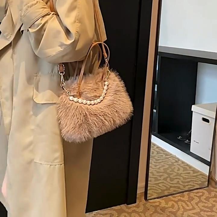Hairy Handbag Pearl Chain Plush Small Square Bag For Women Fashion Elegant Shoulder Crossbody Bag Autumn Winter Versatile Totes