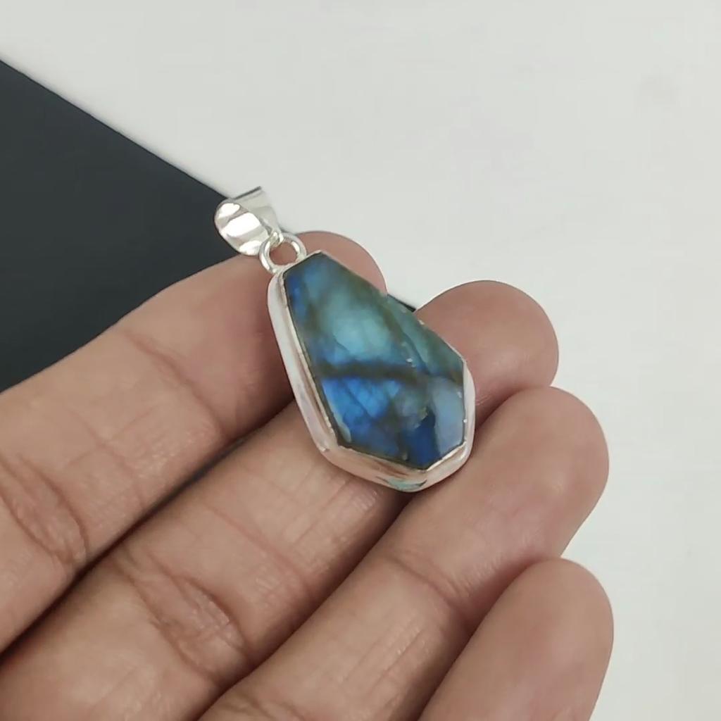 Natural Labradorite Gemstone Pendant 925 Sterling Silver- Handmade Coffin Design, Everyday Wear Jewelry, Unique Labradorite Pendant Birthday Gifts