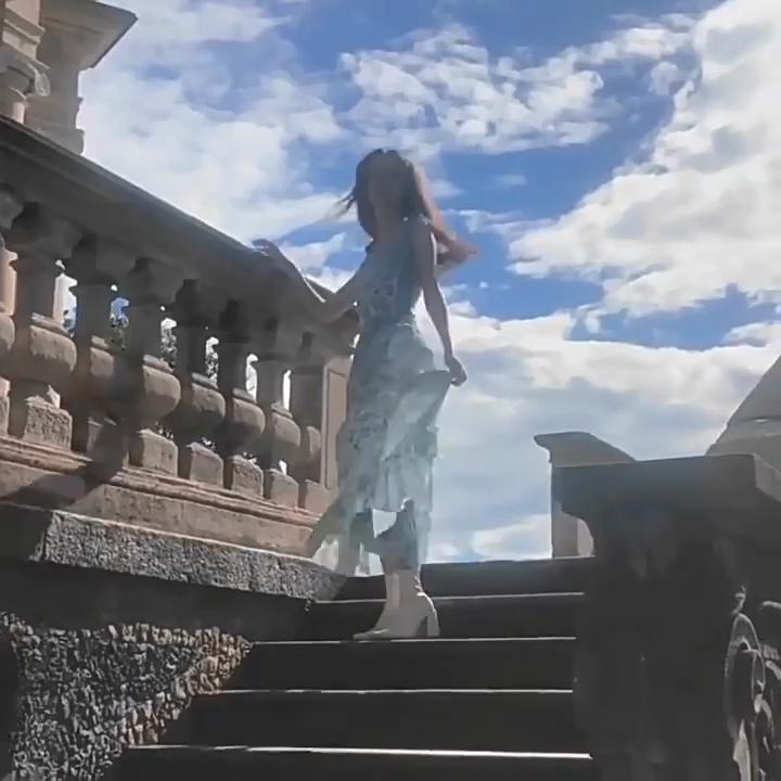 2024 Двусторонний цельный купальник с завязками на плечах в стиле бароко с принтом и юбка, комплект женской пляжной одежды, роскошный купальный костюм