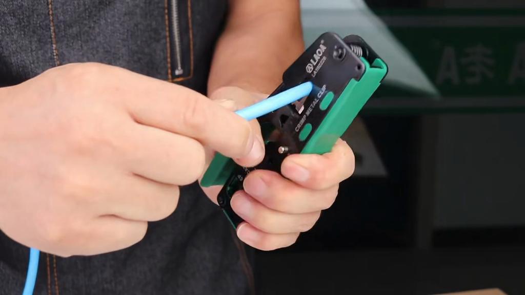 Клещи сетевые LAOA Клещи для обжима клемм CAT5/5e/6/7 Клещи для обжима 8P8C/RJ45,6P2C/6P4C/6P6C/RJ11/RJ12 Клещи для зачистки проводов