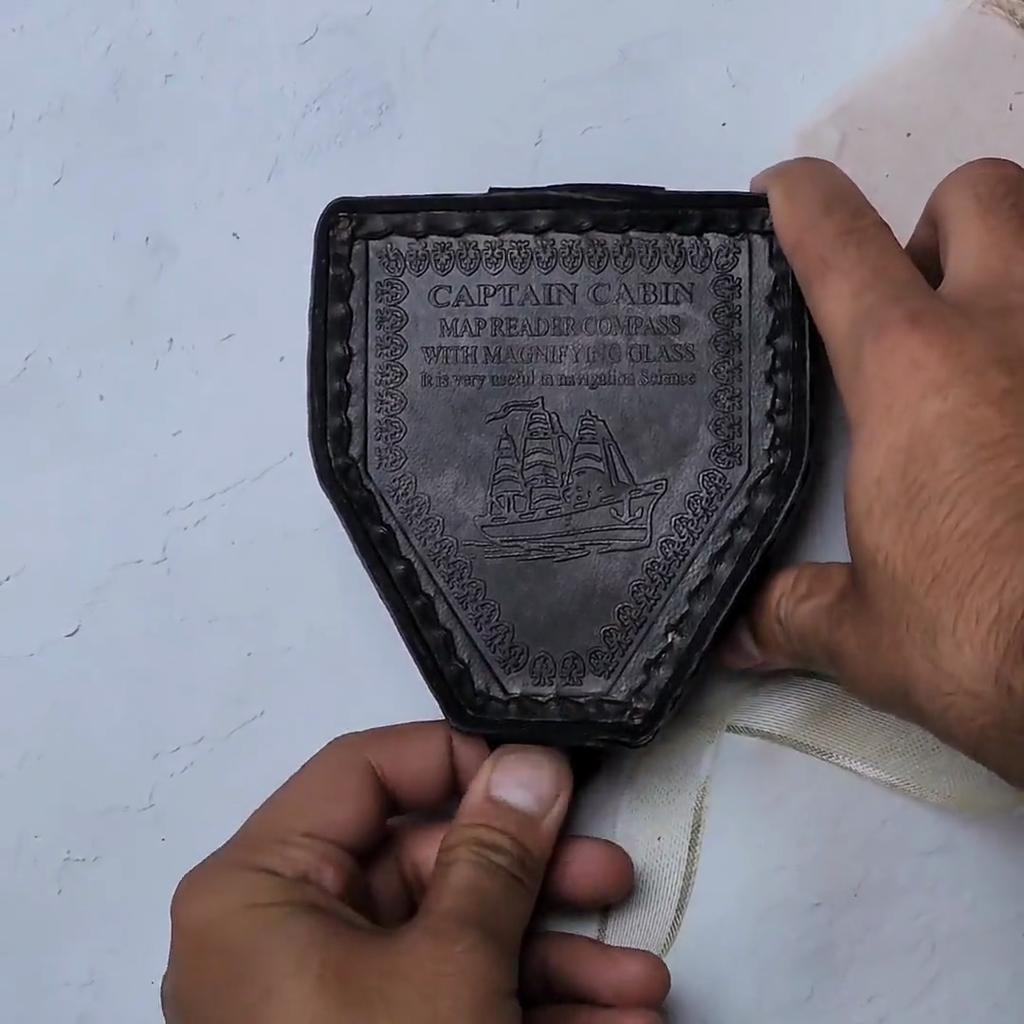 Золотой компас, алетиометр, считыватель символов, истина, мера, северный свет, его темный материал, уникальный дизайн, подарок
