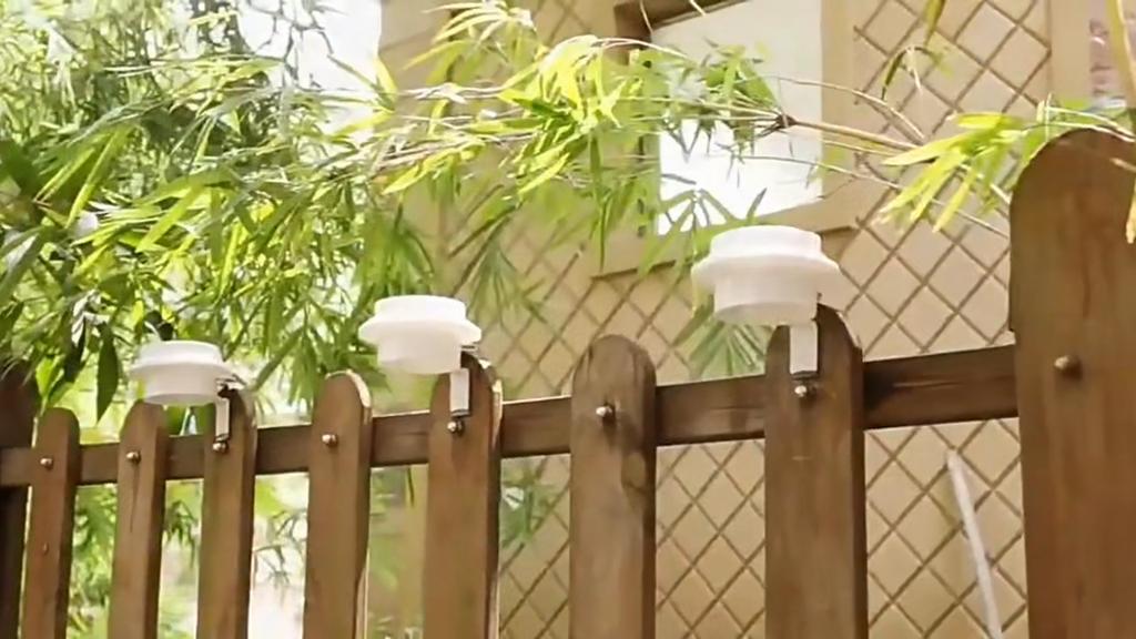 Outdoor Solar Gutter Lights 3 9 LEDs Fence Light Waterproof Security Lamps For Eaves Garden Landscape Pathway B Solar Lights