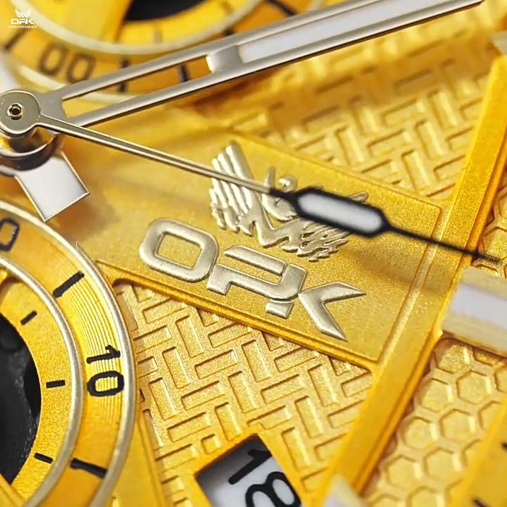 Mens Chronograph Wrist Watch Large Tonneau Case Steel Metal Calendar Waterproof Business Wristwatch for Male