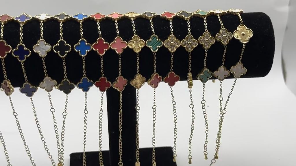 Titanium Steel Five Flowers Four Leaf Clover Bracelet Five Flowers Fashion 18k Ladies Necklace