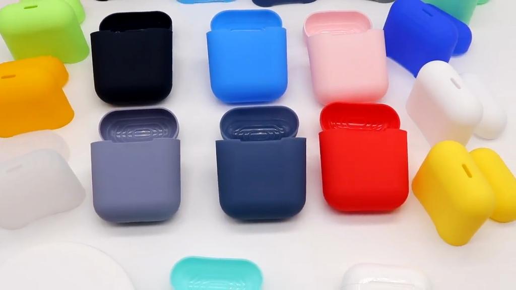 Силиконовый чехол для Apple Airpods