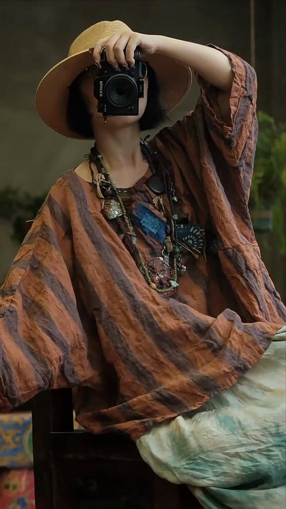 Johnature Vintage Women Striped T-Shirts Patchwork O-Neck Long Sleeve Autumn New Button Chinese Style Female T-Shirts