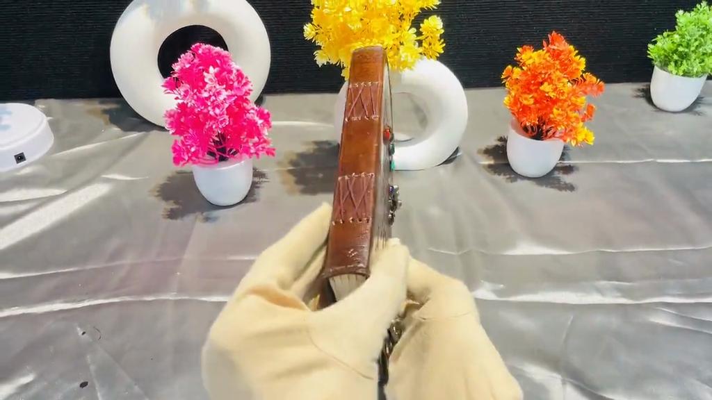 Кожаный дневник с тиснением вручную | Записная книжка ручной работы | Кожаный гримуар | Идеально подходит для юбилеев или рождественских подарков. ( пакет из 3 )