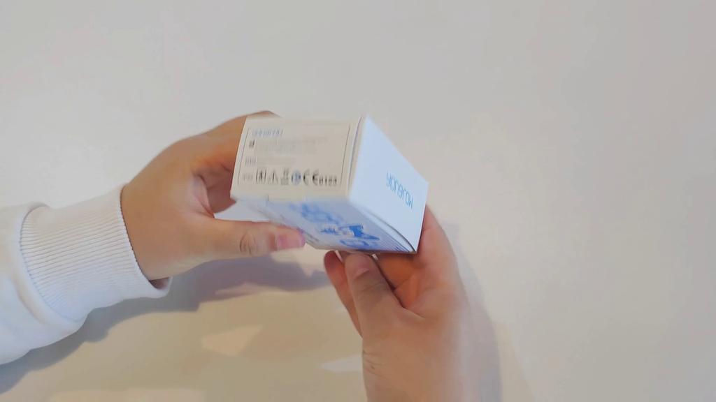 Пульсоксиметр на палец с кейсом для хранения (на батарейках)