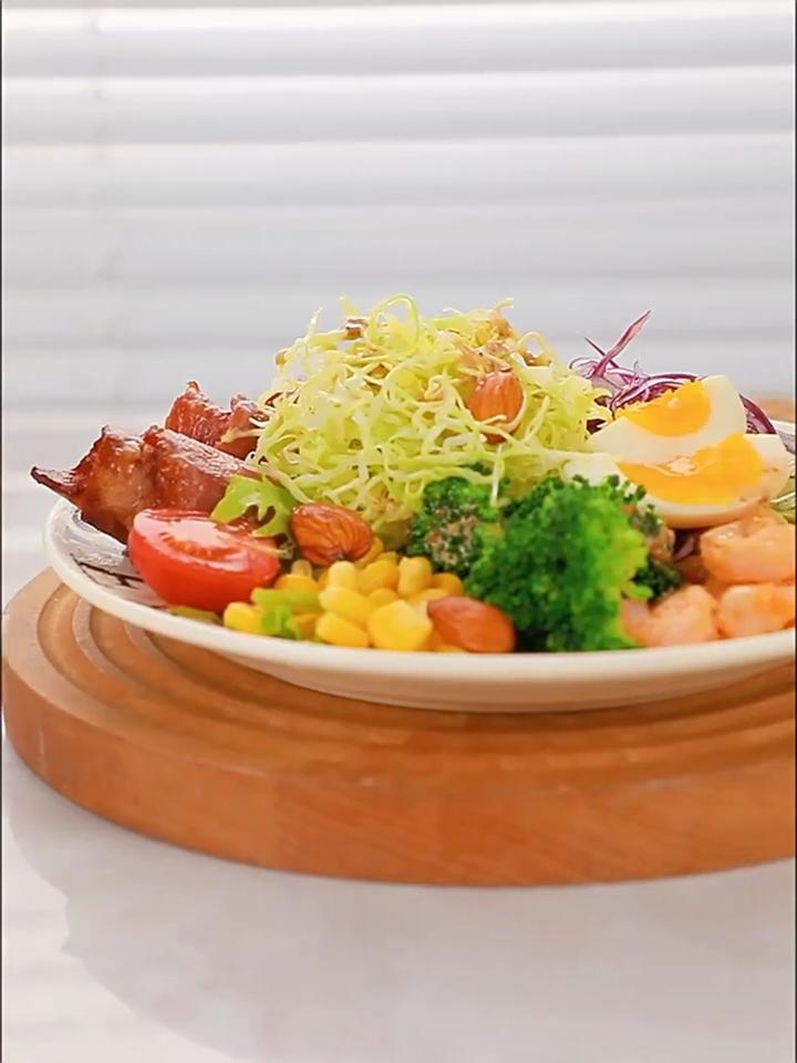 Многофункциональный, универсальный ручной измельчитель и ломтерезка для овощей - Идеально подходит для салатов, капусты и зеленых овощей - Прочный пластиковый кухонный гаджет