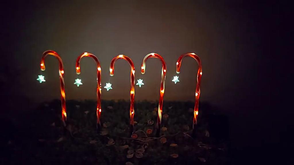 5 In 1 Christmas Candy Cane Lights Outdoor Solar Landscape Lamps Christmas Solar Stake Lights For Garden Lawn Yard Christmas Decoration