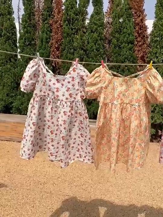 Летнее платье с открытой спиной и цветочным принтом для маленьких девочек, детское милое платье принцессы, платье с объемными рукавами