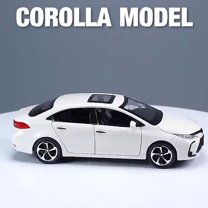 1:32-масштабная модель автомобиля Toyota Corolla, игрушечный автомобиль из цинкового сплава со звуком и светом для детей, мальчиков и девочек