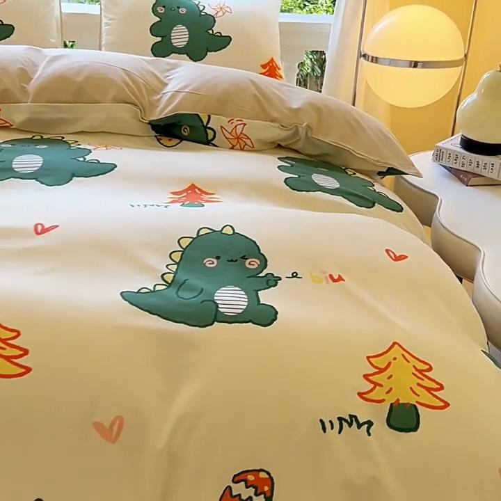 Маленький свежий комплект постельного белья из четырех предметов, комплект пододеяльника, одинарный комплект из трех предметов для общежития, приятное к коже и удобное постельное белье