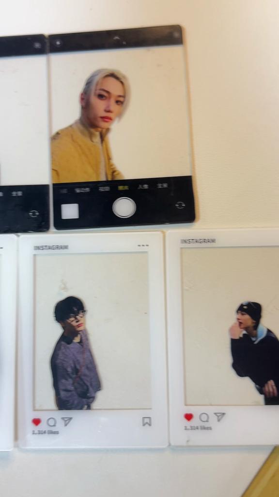 Album Stray Kids- MAXIDENT T-CRUSH Ver. ROCK STAR 2 Ver. , with 1 Ransparent Card