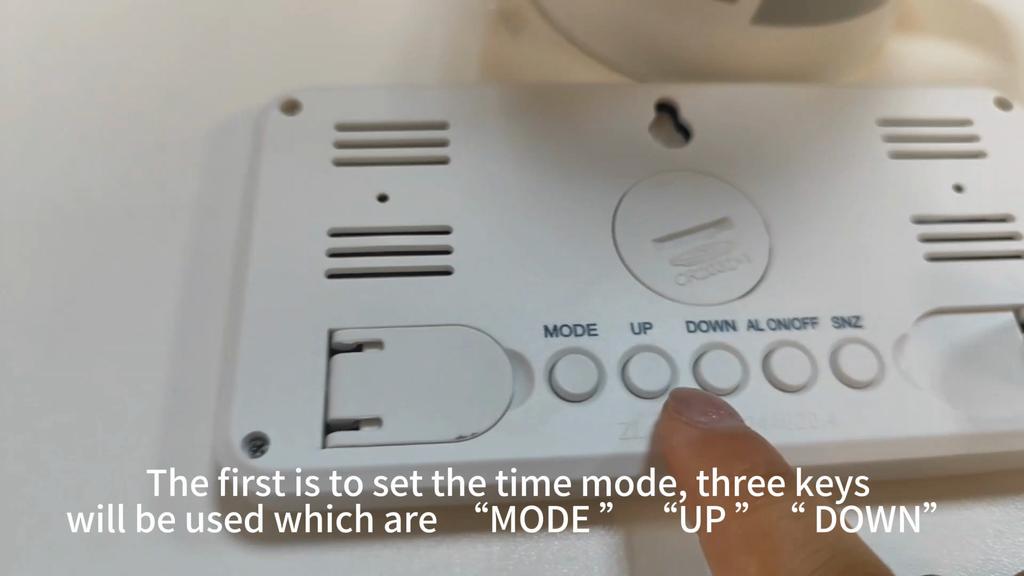 Цифровой будильник с питанием от батареек, отображение времени и даты, настольные часы с функцией повтора сигнала 12/24 ч, настенные ЖК-часы с батареей CR2032