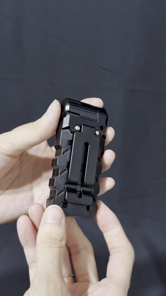 Карманный светодиодный фонарик Многофункциональный уличный фонарь Перезаряжаемый через USB-C Кемпинговый рабочий свет Мощный фонарь Аварийная лампа