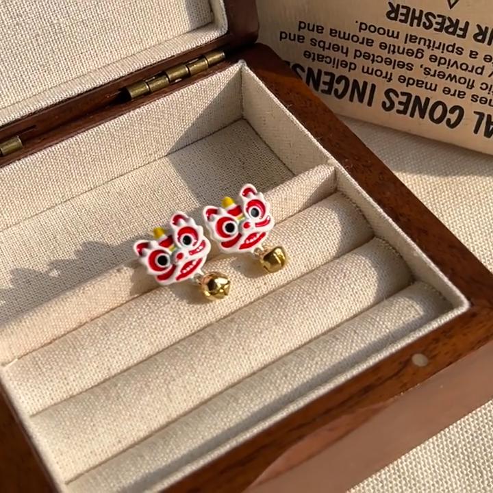 Китайский стиль Новогодний праздничный лев, пробуждающийся красный милый маленький лев серьги