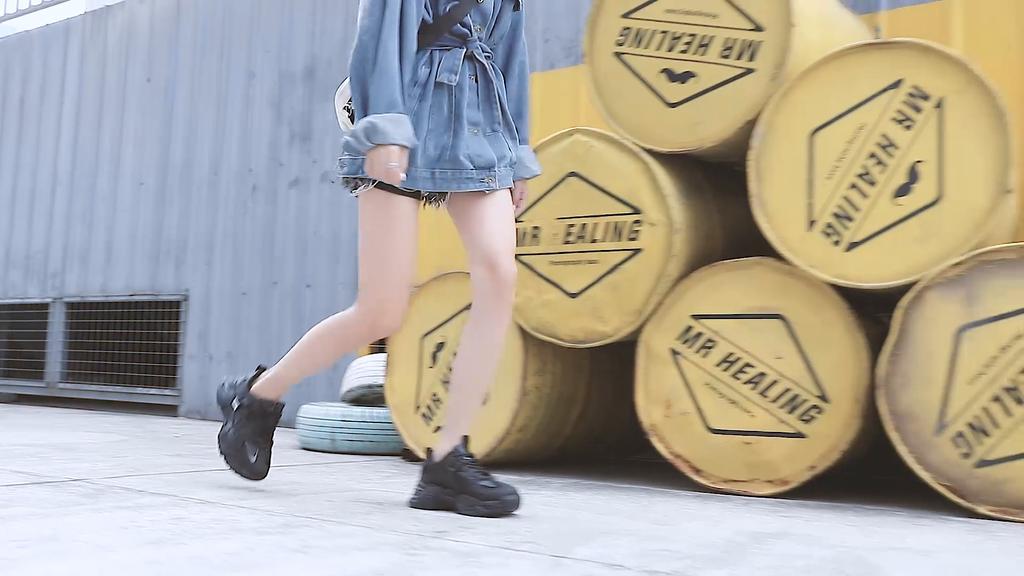 TUINANLE Черная женская обувь на платформе, повседневные женские кроссовки на шнуровке, вулканизированная обувь из искусственной кожи