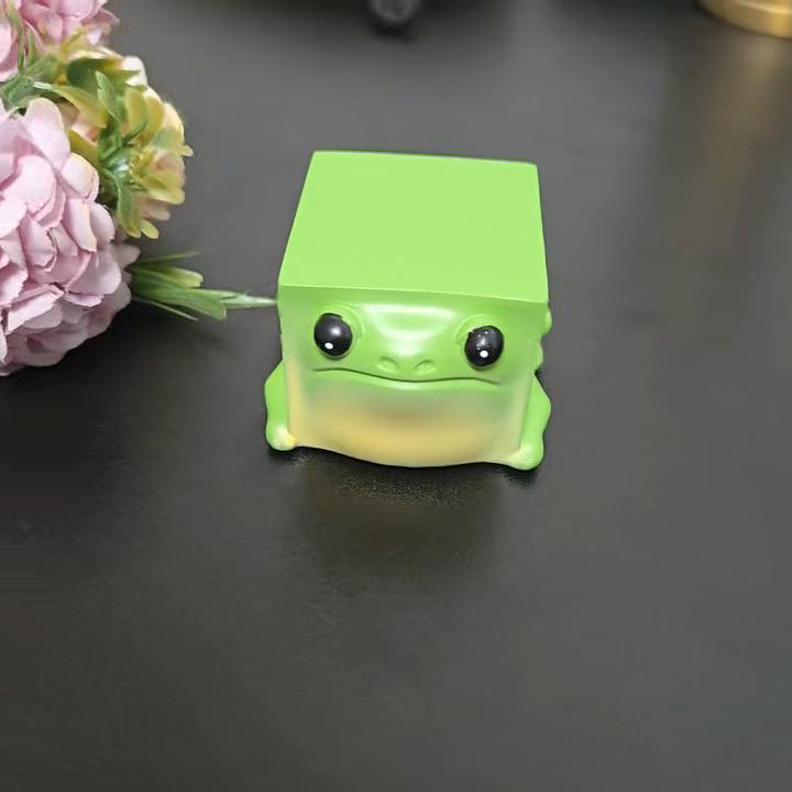 1Pc Funny Green Ugly Frog Resin Ornaments, for Home Desktop Party Holiday Decoration, Halloween and Christmas Gifts