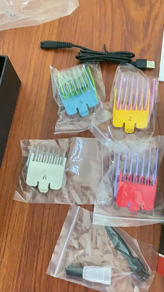 Electric Clipper for Man Smart Digital Display Oil Head Carving with Transparent Body Long Battery Life and Point Trimmer