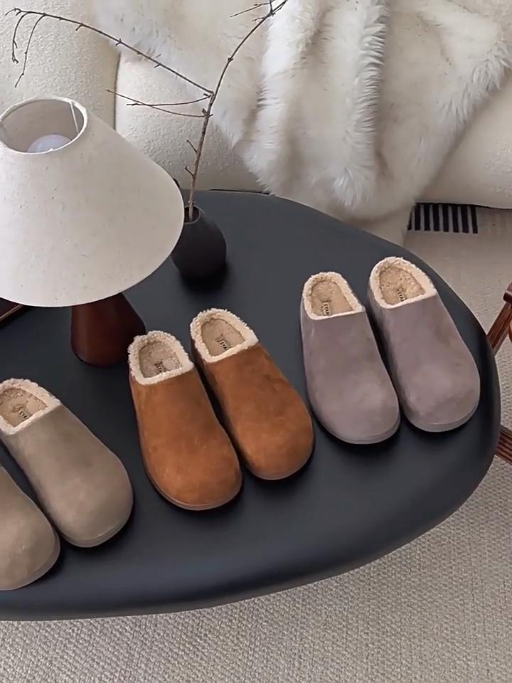 Men's and Women's Universal Slip On Home Shoes - Indoor and Outdoor Winter Non Slip Soft Warm Slippers - Comfortable Home and Casual Wear