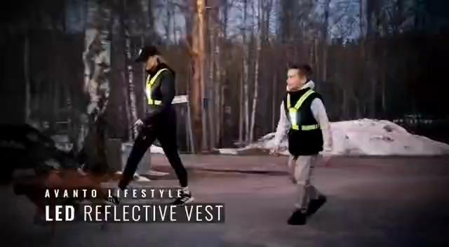 LED Reflective Running Vest,Adjustable Elastic Running Gear LED Light Up Vest Perfect for Running,Walking,Cycling