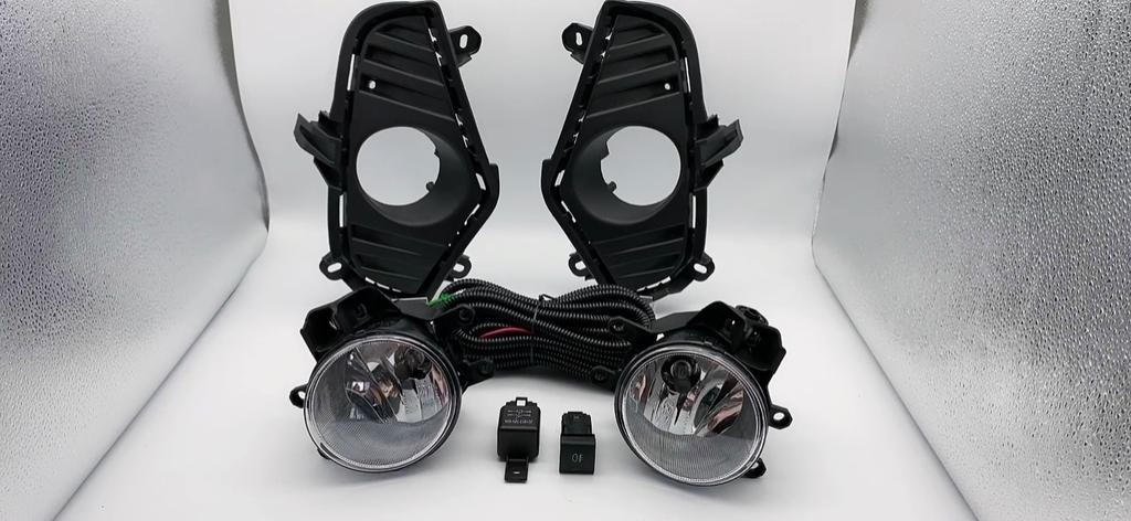 1Pair Fog Lights LED Fog Light Headlight Halogen Fog Lamp Cover Grille Bezel Frame For Toyota RAV4 RAV 4 XA50 2019 2020 2021