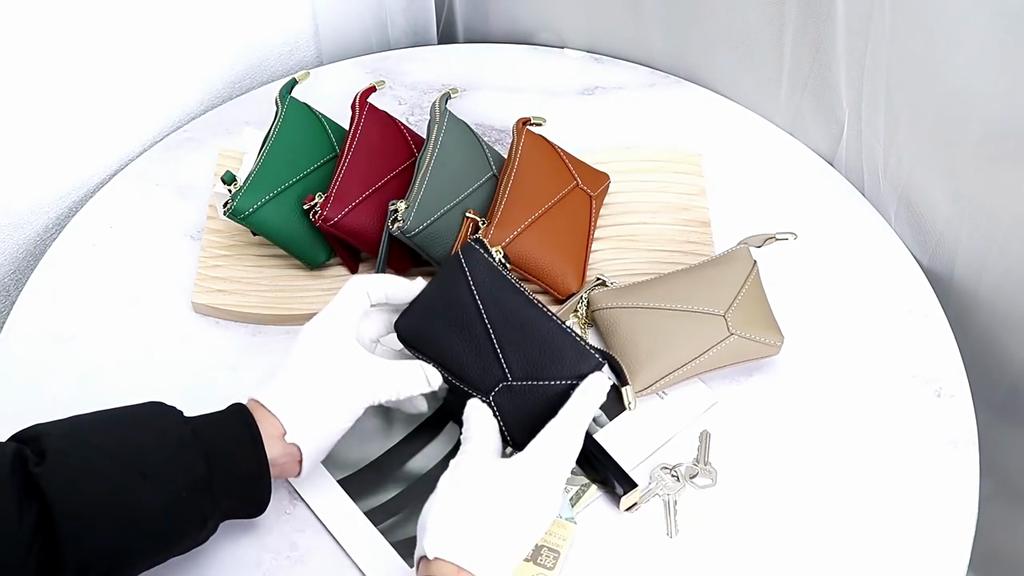 2024 New Patchwork Coin Purse Genuine Leather Mini Women Wallets With Keychain First Layer of Cowhide Short Purse Card Holder