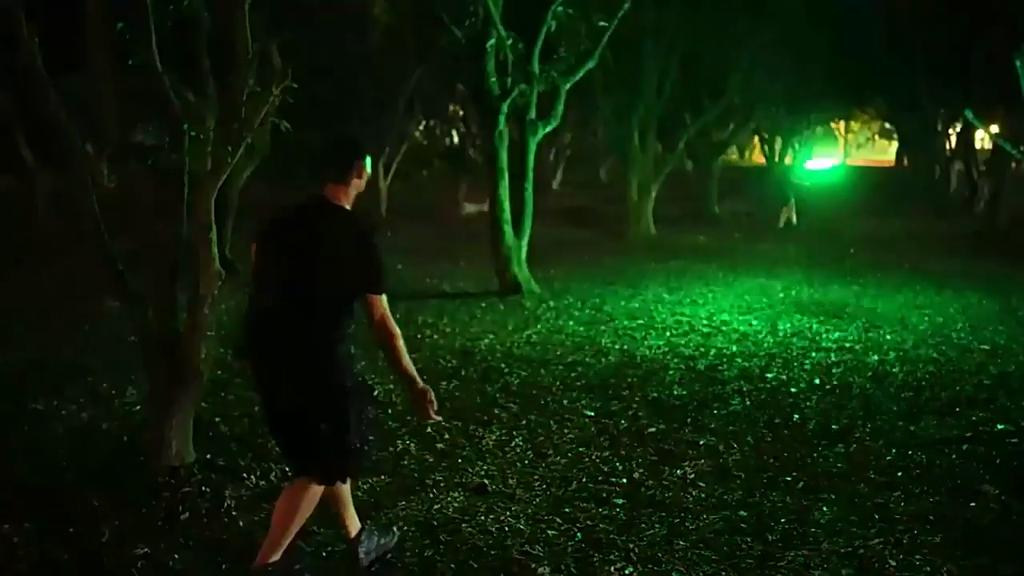 Youth Outdoor Sports Flying Disc LED Light-up Flying Disc Toy Luminous Flying Saucer with 42 LED